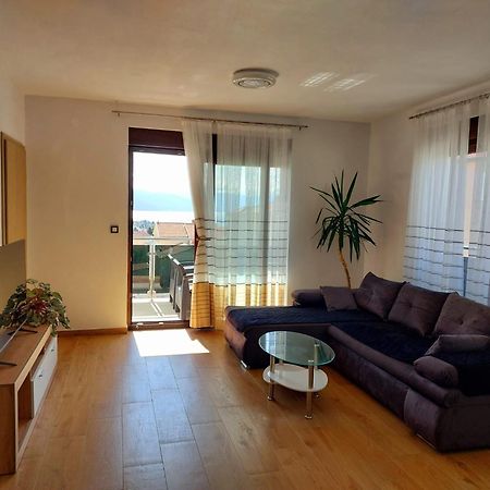Apartmani Ivana Novi Novi Vinodolski Exteriör bild