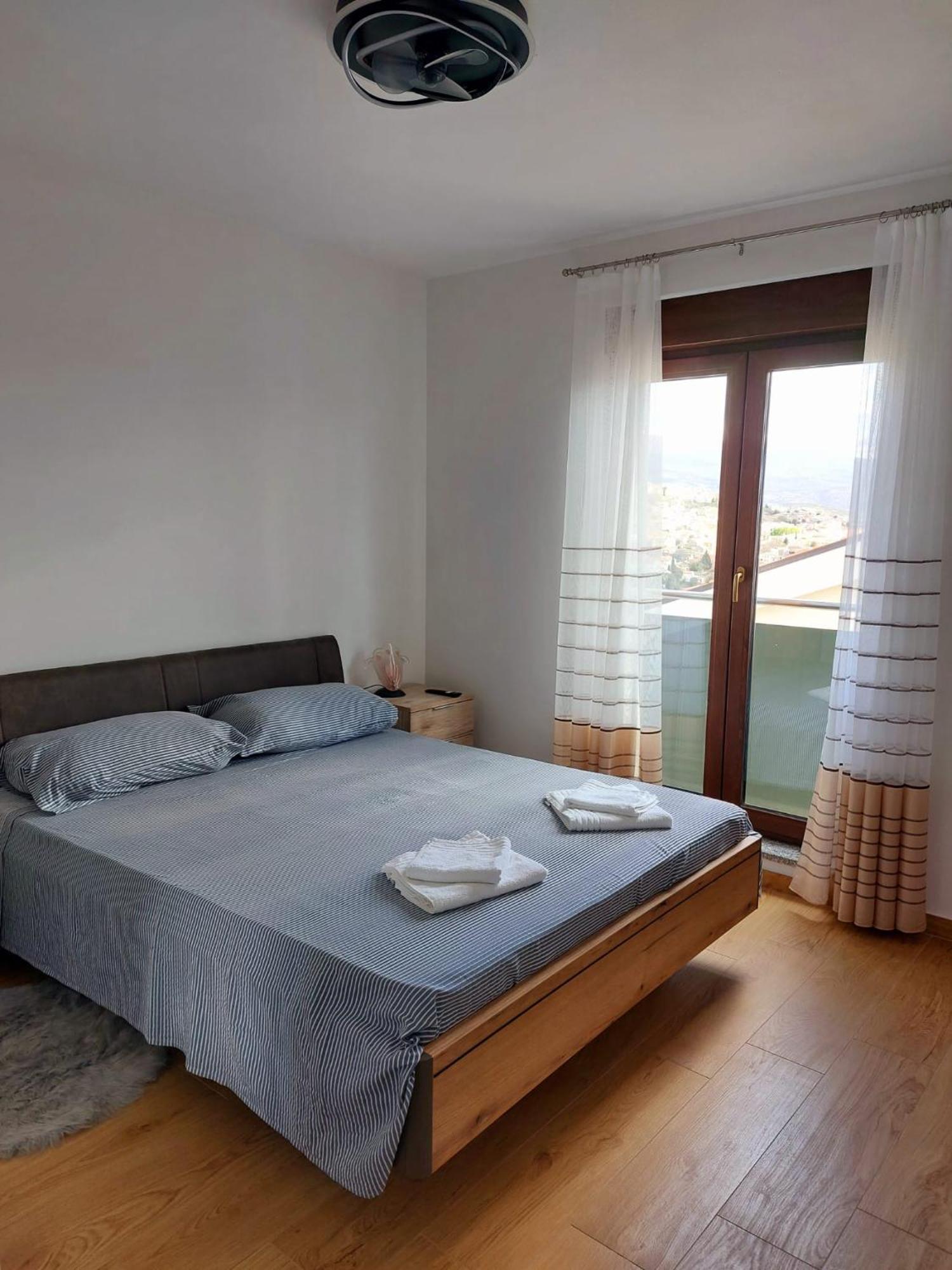 Apartmani Ivana Novi Novi Vinodolski Exteriör bild