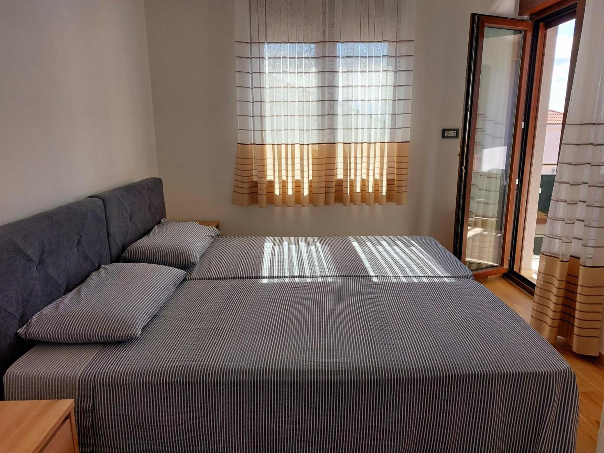 Apartmani Ivana Novi Novi Vinodolski Exteriör bild